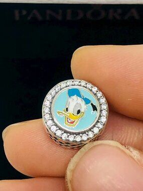 ✨🔥Pandora Disneyland Paris Donald Duck 90 Birthday Celebration Charm